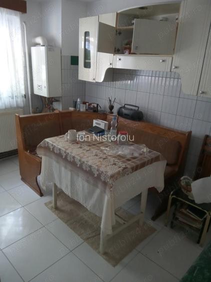 Casă cu 2 camere în Central