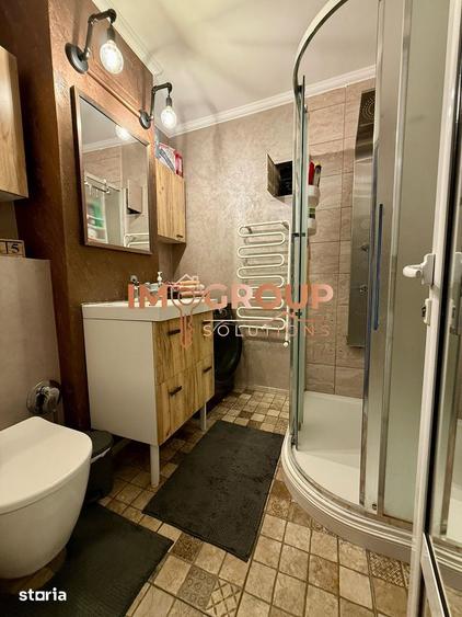 Apartament cu 3 camere decomandat în Central
