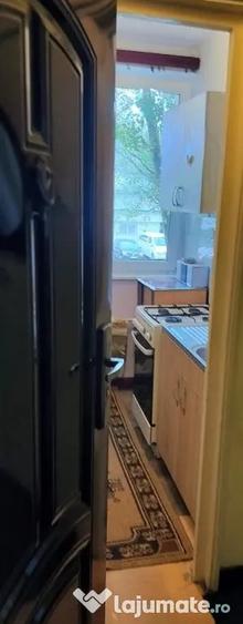 Apartament cu 2 camere semidecomandat în Micro 19