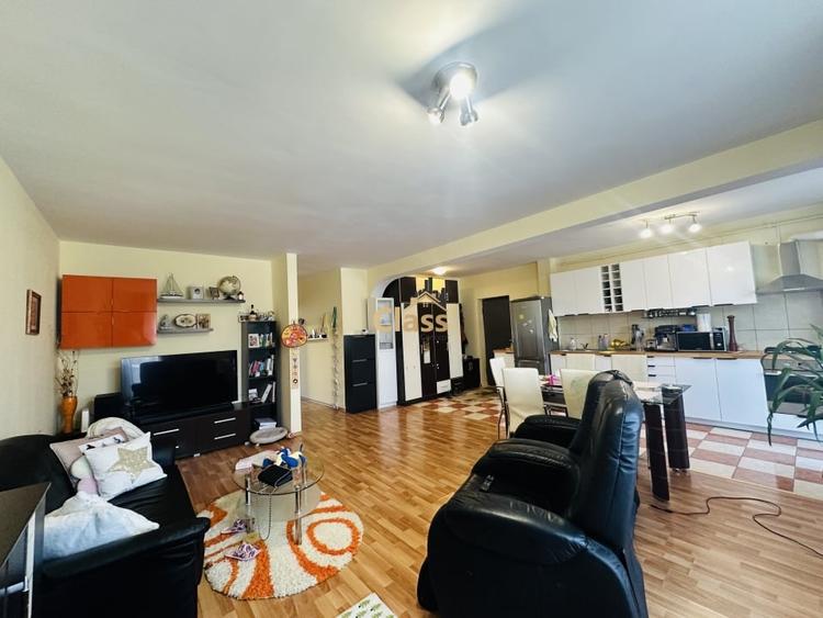 Apartament cu 2 camere semidecomandat, mobilat în Mănăștur