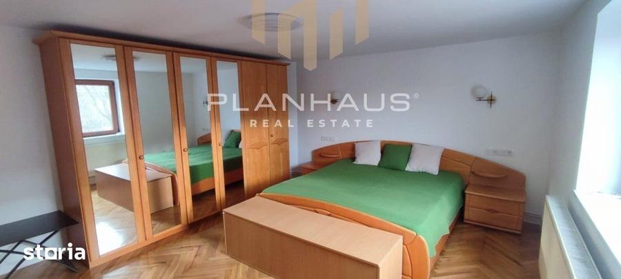 Casă cu 5 camere cu Teren 300 Mp în Central