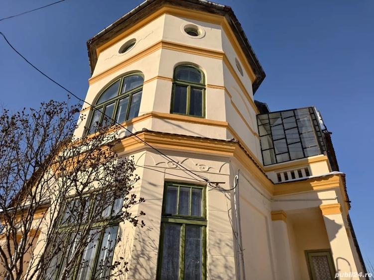 Casă cu 6 camere în Siret
