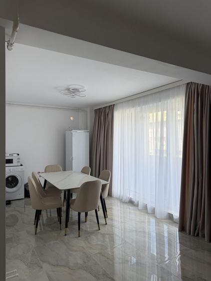 Apartament cu 2 camere decomandat în Năvodari Tabără