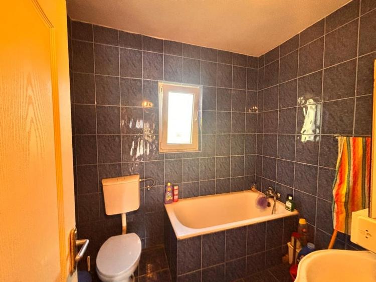 Casă individuală cu 3 camere cu Canalizare în Beclean
