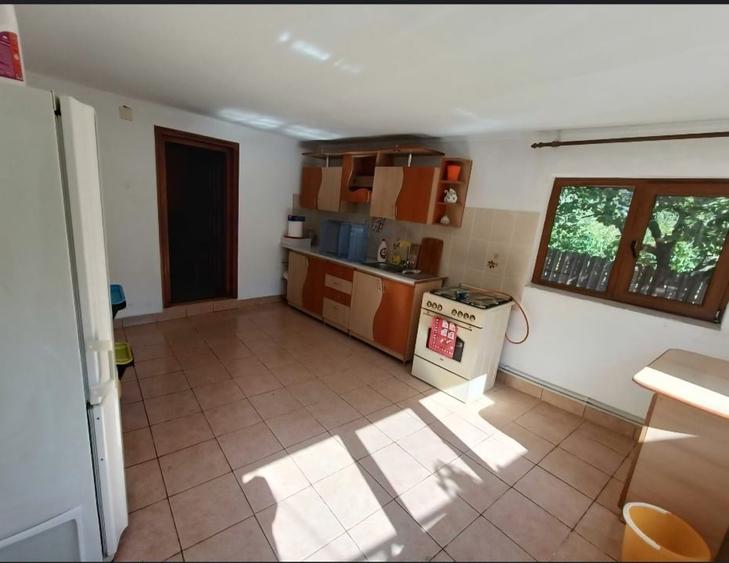 Casă individuală cu 4 camere cu Teren 750 Mp în Șendreni