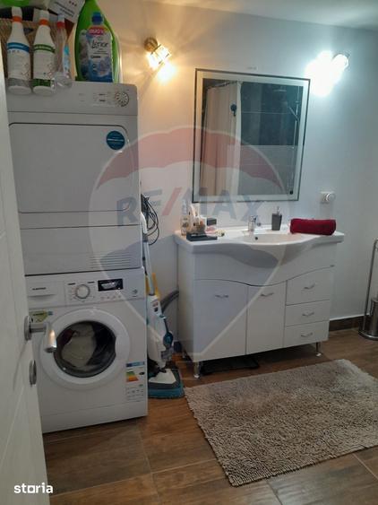 Casă cu 4 camere cu Teren 2500 Mp în Corbeni