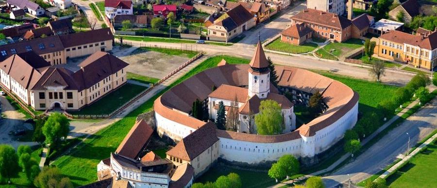 Casă individuală cu 5 camere cu Teren 1200 Mp în Prejmer