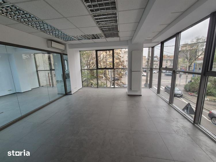 Spațiu comercial, de 680 mp, în Moșilor