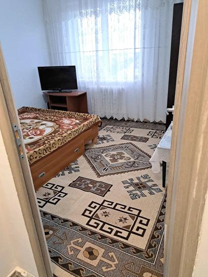 Apartament cu 2 camere semidecomandat în Exterior Vest