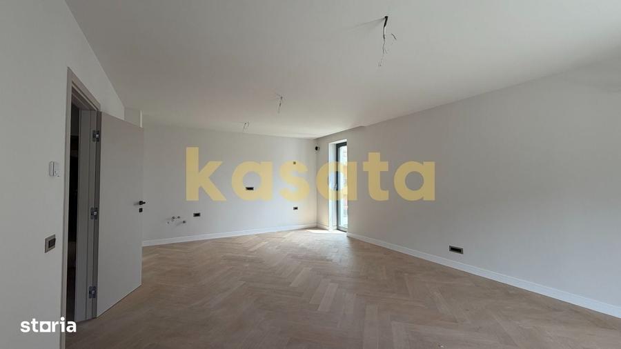 Apartament cu 4 camere în Iancu Nicolae