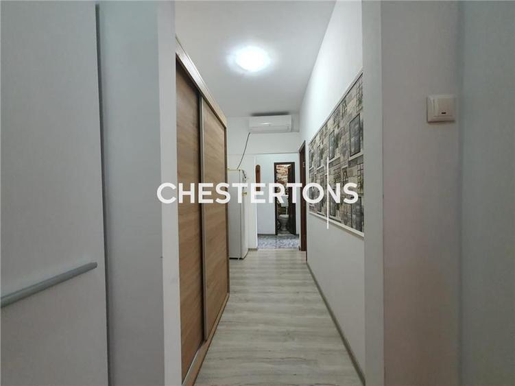 Apartament cu 2 camere decomandat, mobilat în Central