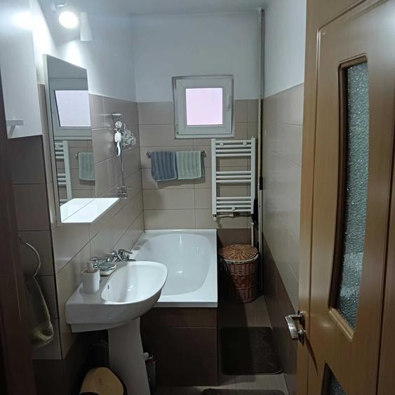 Apartament cu 2 camere semidecomandat în Rogerius