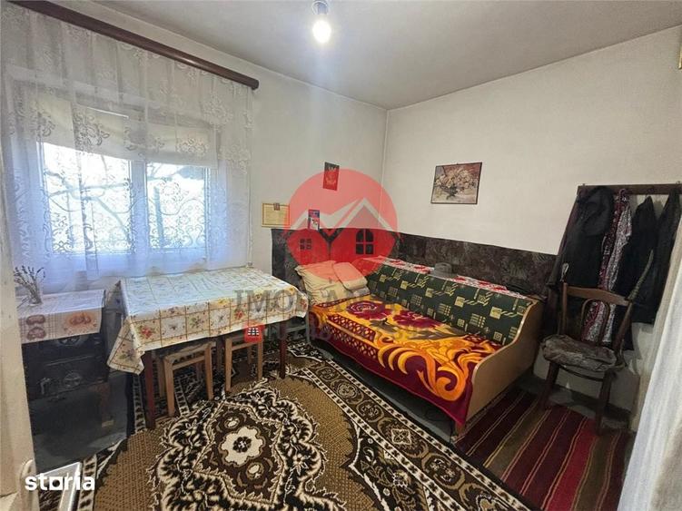 Casă cu 3 camere decomandat cu Teren 355 Mp în Central
