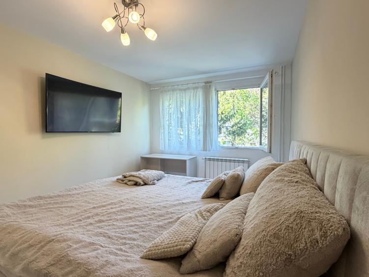 Apartament cu 3 camere semidecomandat în Gheorghe Lazăr