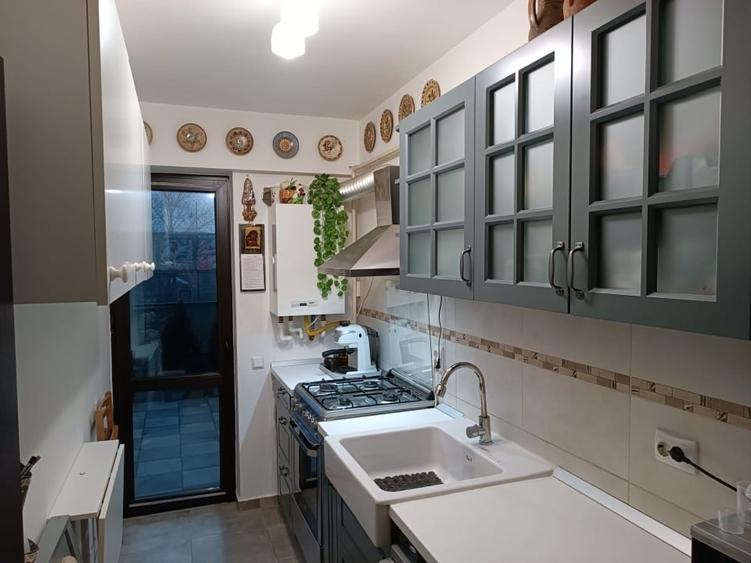 Apartament cu 2 camere decomandat, mobilat în Bucium