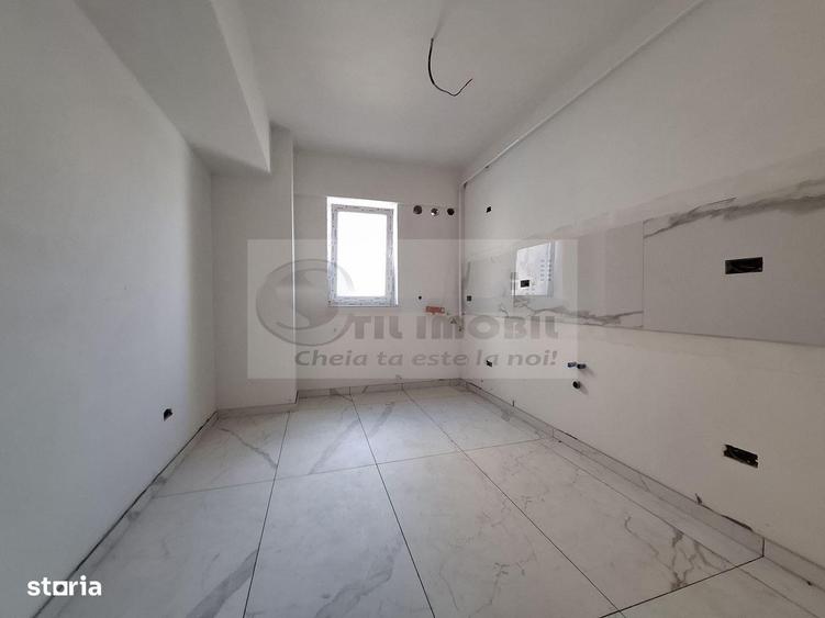 Apartament cu 2 camere decomandat în Galata