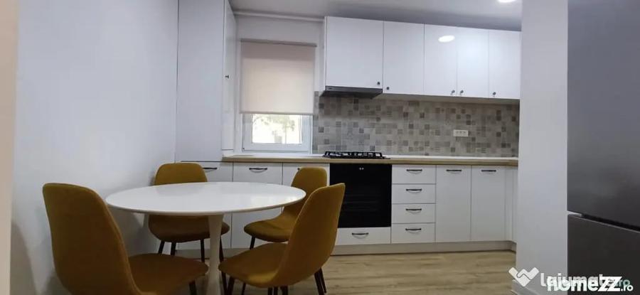 Apartament cu 2 camere decomandat în Inel I