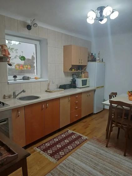 Apartament cu 2 camere decomandat în Blumăna