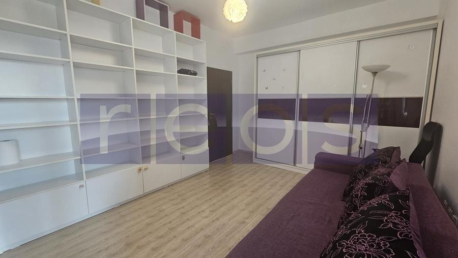 Apartament cu 2 camere decomandat, mobilat în Central