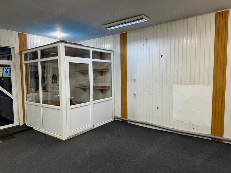 Spațiu comercial, de 40 mp, în Central