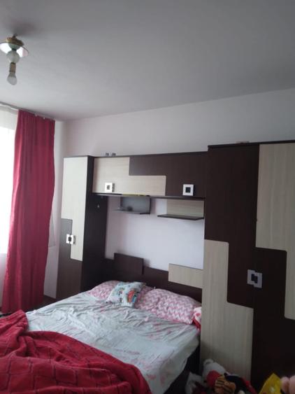 Vand apartamet cu 2 camere in Motru - 4