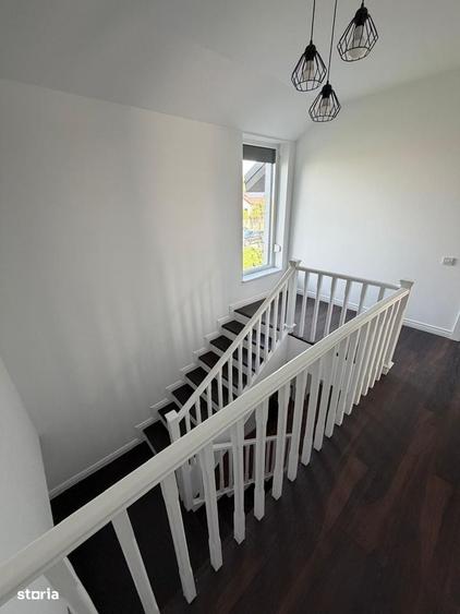 Casa cu 4 camere, curte mare si acces asfaltat - 6