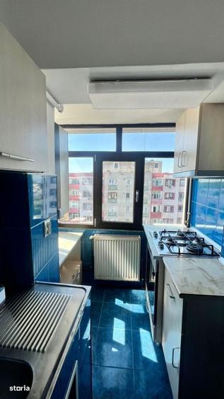Apartament cu 3 camere decomandat în Găvana