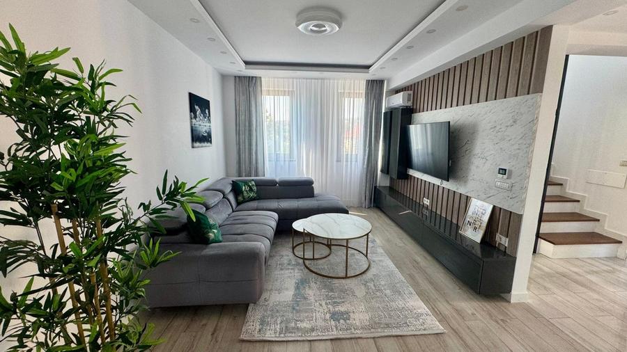 Duplex cu 5 camere cu Canalizare în Valea Adâncă