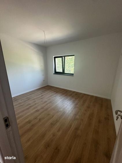 Casă cu 4 camere cu Teren 333 Mp în Central