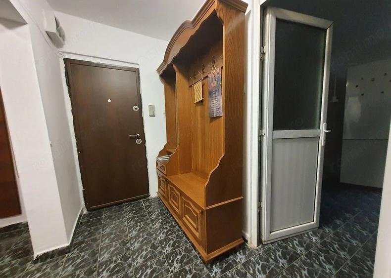Apartament cu 4 camere decomandat, mobilat în Timpuri Noi