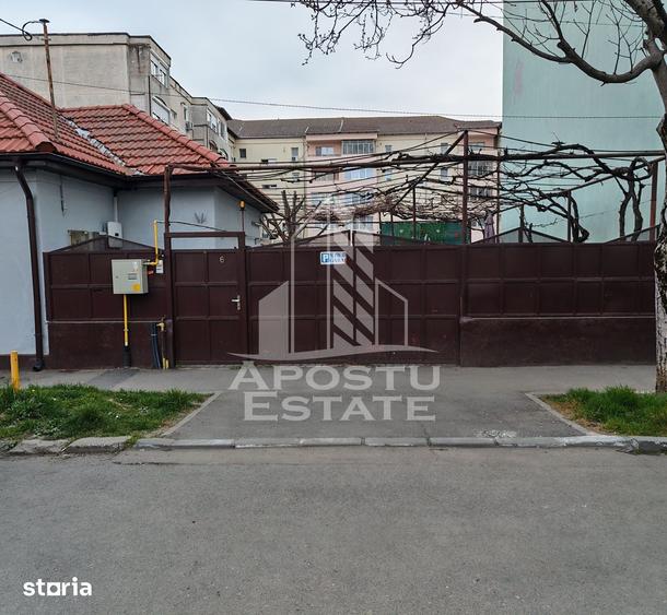 Casă cu 4 camere decomandat cu Teren 567 Mp în Lipovei