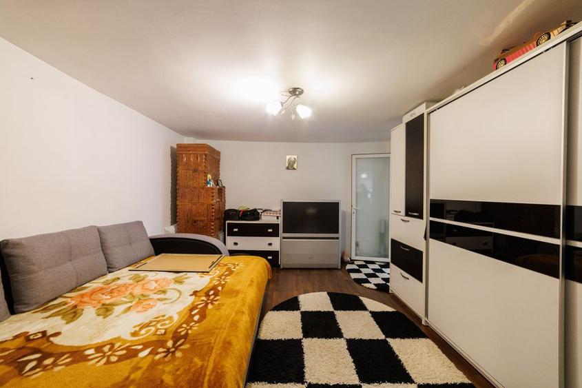 Casă cu 3 camere cu Teren 634 Mp în Central