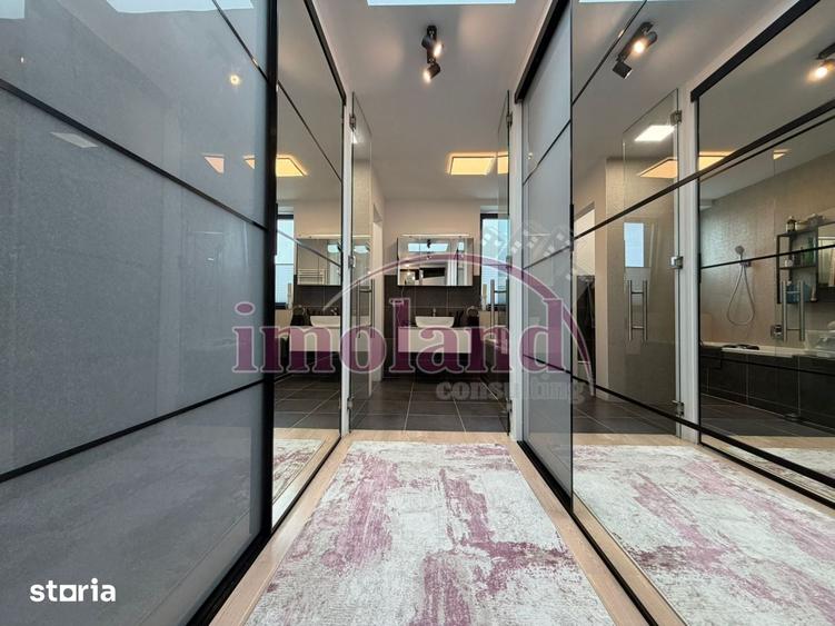 Apartament cu 4 camere în Central