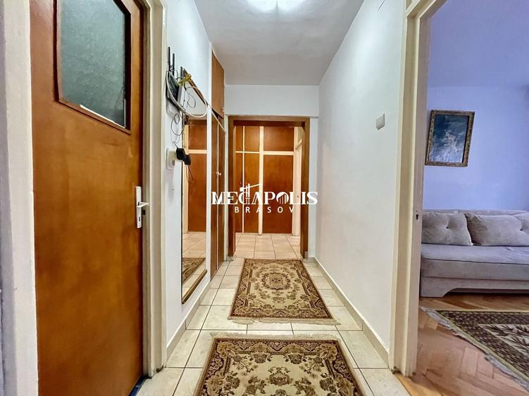 Apartament cu 2 camere în Centrul Civic