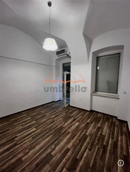 Birou, de 24 mp, în Ultracentral