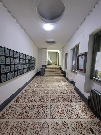 Universitate, ultracentral - 20