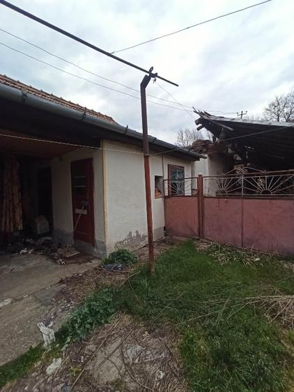 Casă individuală cu 3 camere cu Teren 1600 Mp în Roua