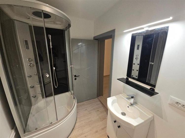 Apartament cu 2 camere decomandat, mobilat în Unirii