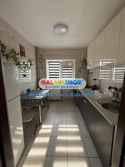 Apartament cu 2 camere semidecomandat, mobilat în Berceni