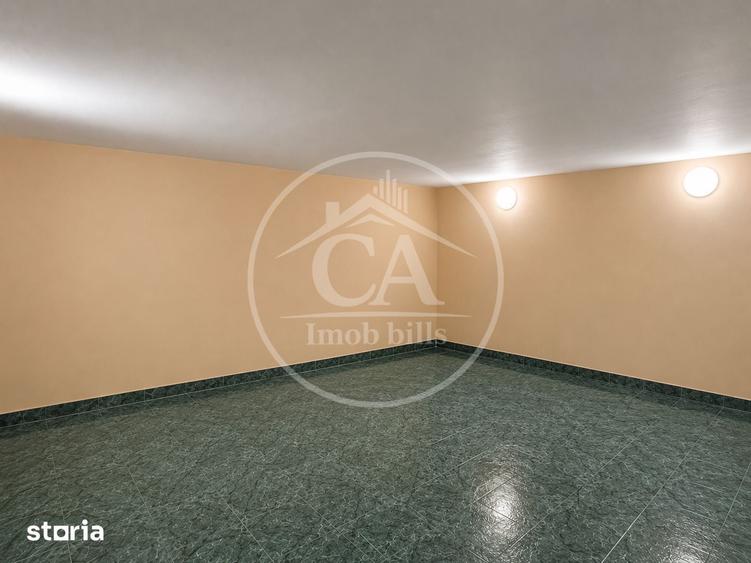 Casă cu 5 camere decomandat cu Teren 298 Mp în Rogerius