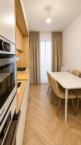 Apartament cu 2 camere decomandat în Titan
