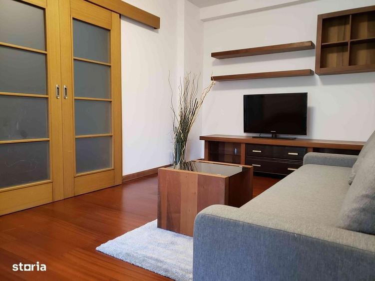 Apartament cu 3 camere în Ștefăneștii de Jos