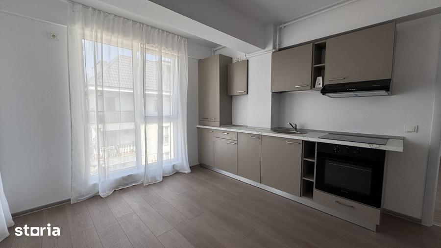 Apartament cu 3 camere semidecomandat în Central
