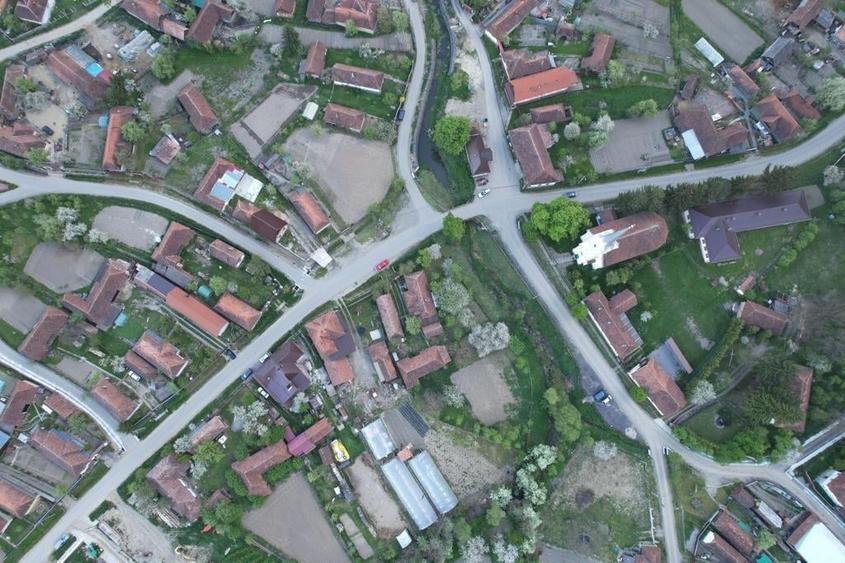 Casă individuală cu 5 camere cu Teren 2100 Mp în Ghinești