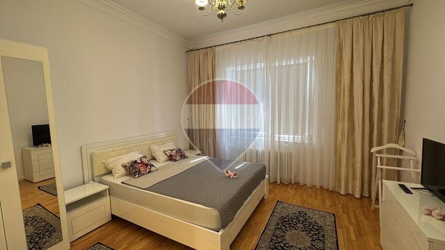 Apartament cu 2 camere decomandat, mobilat în Ultracentral