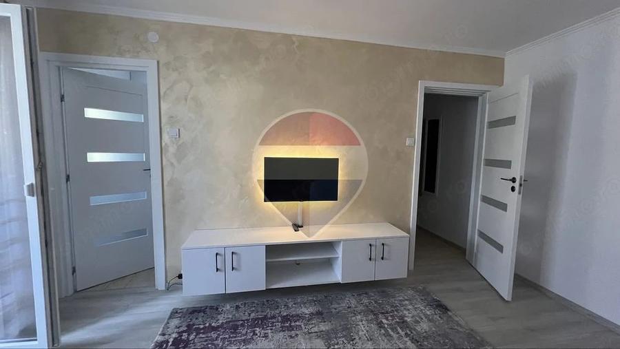 Apartament cu 2 camere nedecomandat în Tătărași
