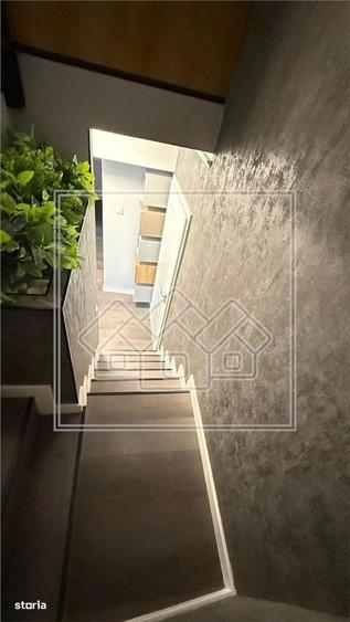 Apartament cu 4 camere în Central