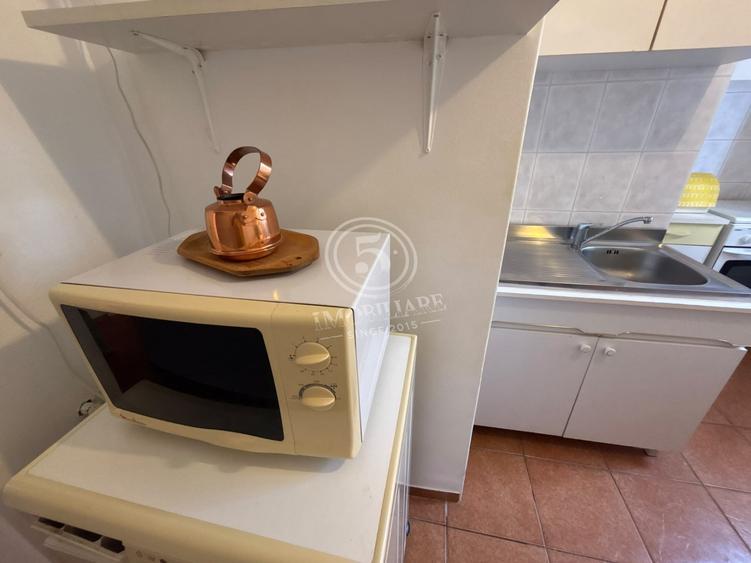 Apartament cu 2 camere semidecomandat, mobilat în Floreasca