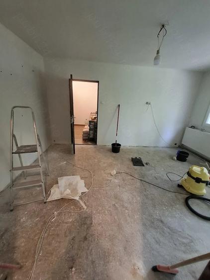 Apartament cu 2 camere semidecomandat în Govândari