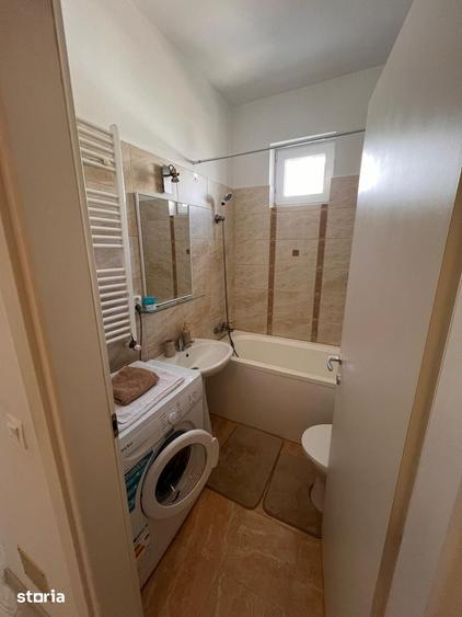 Apartament cu 2 camere semidecomandat în Militari